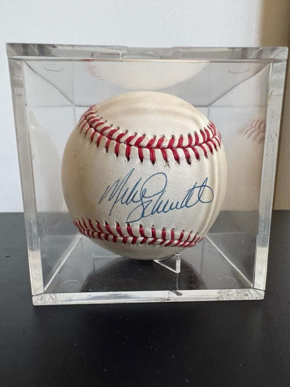 Mike Schmidt Official National League Baseball- Certificate of Authenticity